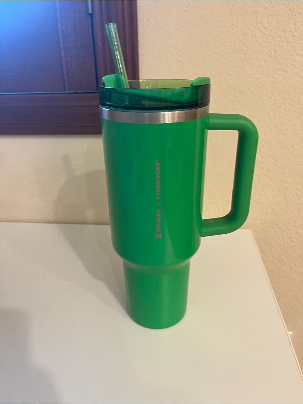 Starbucks x stanley Green Insulated Handle Travel Tumbler with Straw